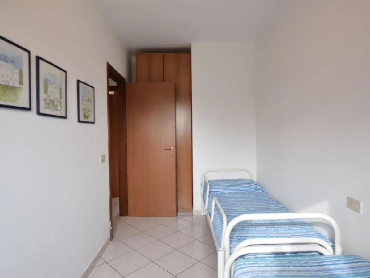 Apartment Acquamarina-3 By Interhome Rosapineta