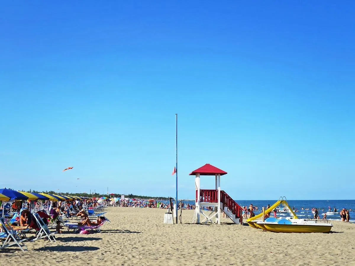 Apartment Acquamarina-3 By Interhome Rosapineta İtalya