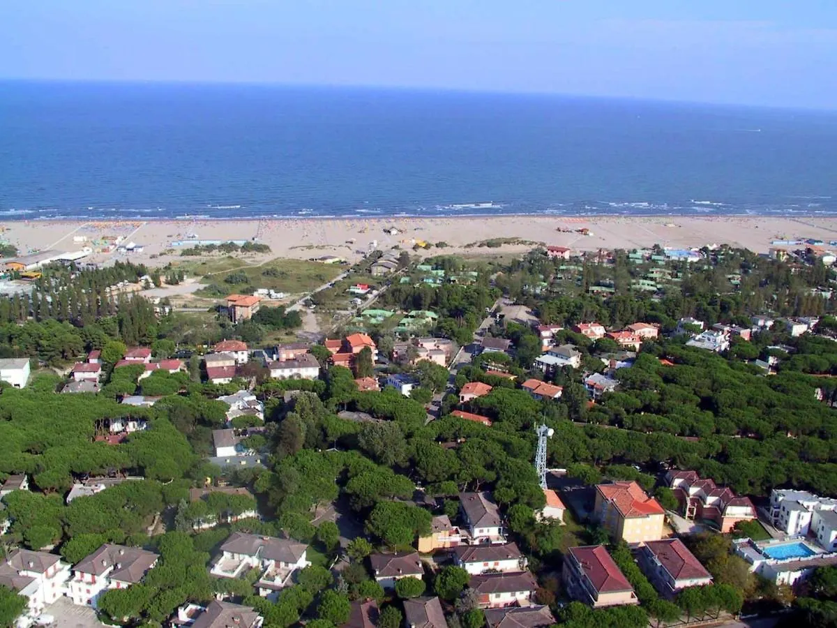 Apartment Acquamarina-3 By Interhome Rosapineta